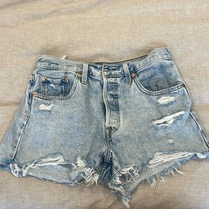 Levi shorts